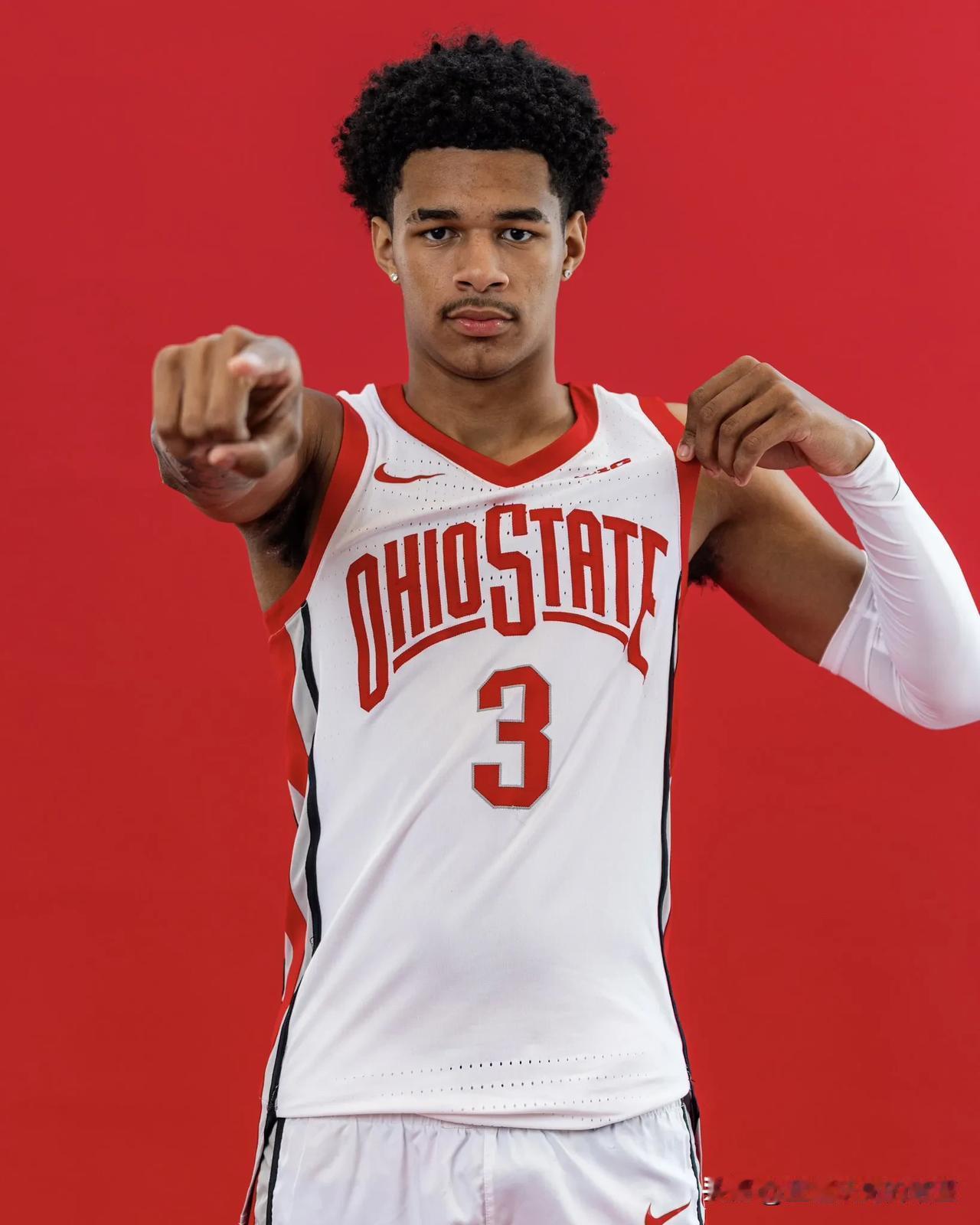 五星侧翼Kameron Mercer晒出访问家乡球队NCAA男篮 俄亥俄州立的定