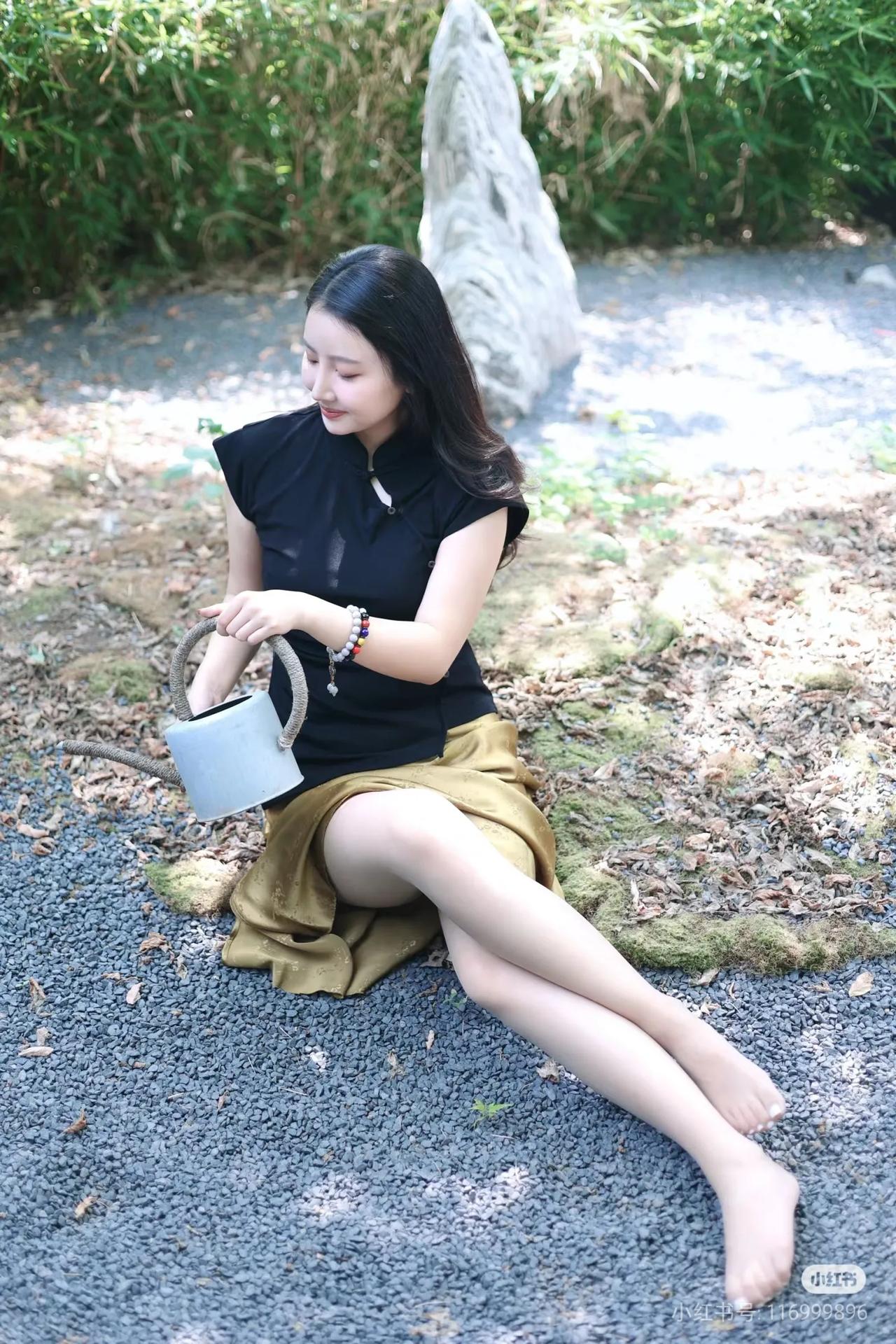 静待时光，与茶共舞。