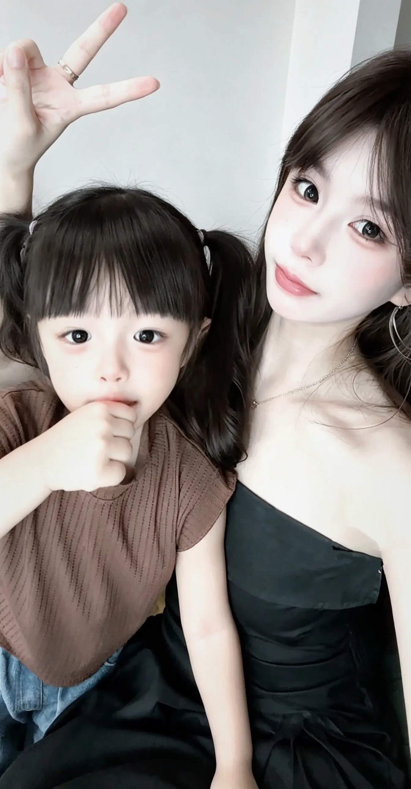 鉴定完毕 姐妹花👭