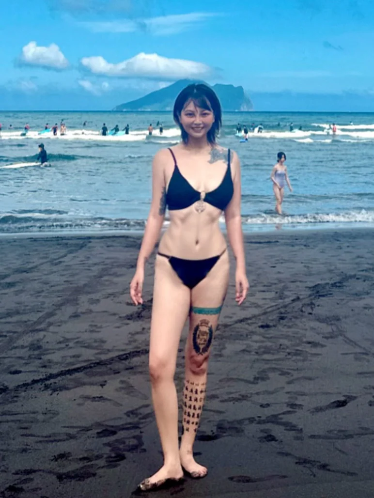 胖回来了又怎样❓但我的身材很曼妙‼️