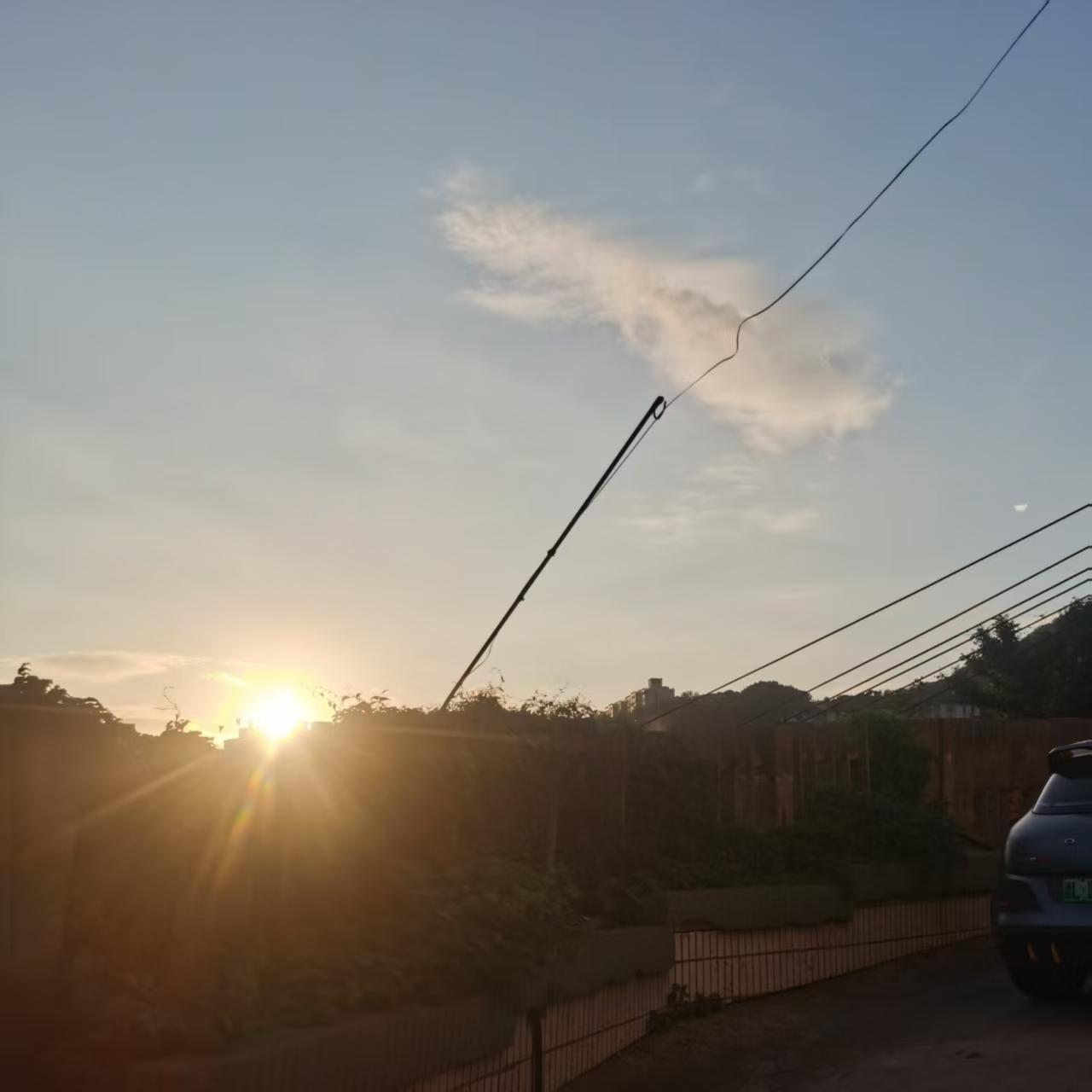 有恶意？姐夫在听完事情脉络后，马上大发雷霆起来。

客厅里，大家都笑着，为适才谈