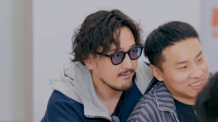 王传君录综艺崩溃爆哭 在这个综艺里，我们看到了人与人之间最真挚的情感。宋丹丹老师