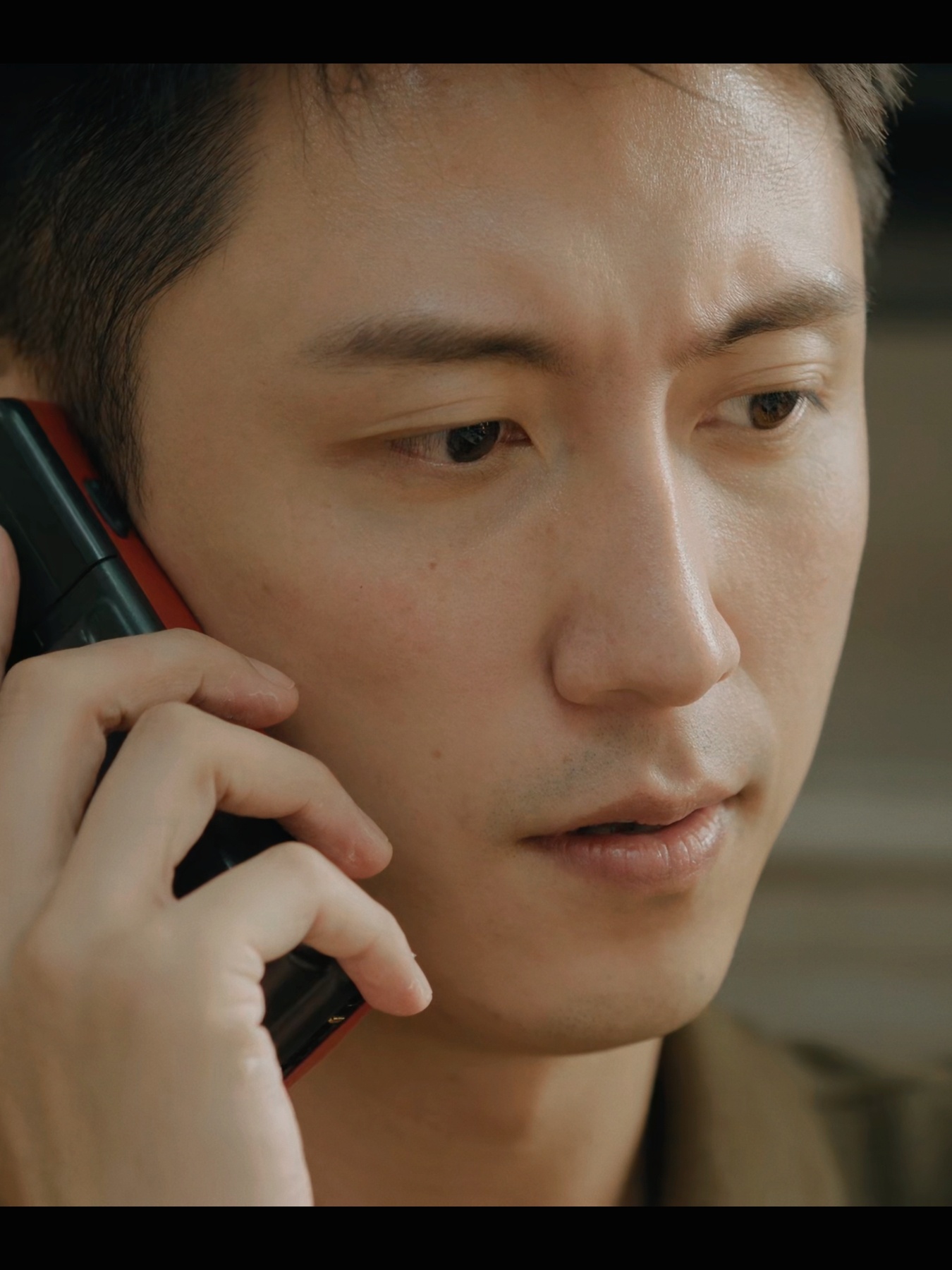 《雪迷宫》的剧本最让我喜欢的就是编剧给某个角色安排的言行和剧情都很符合角色设定的