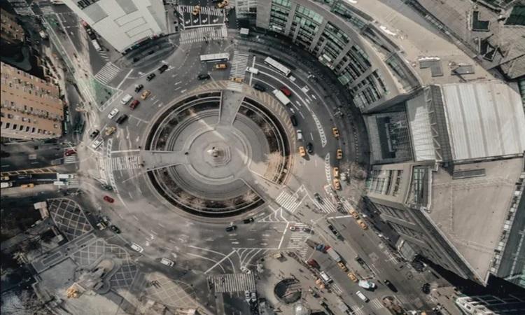 为什么美国在短短二十年的时间里建造了10,000个环岛？
环岛在美国越来越受欢迎