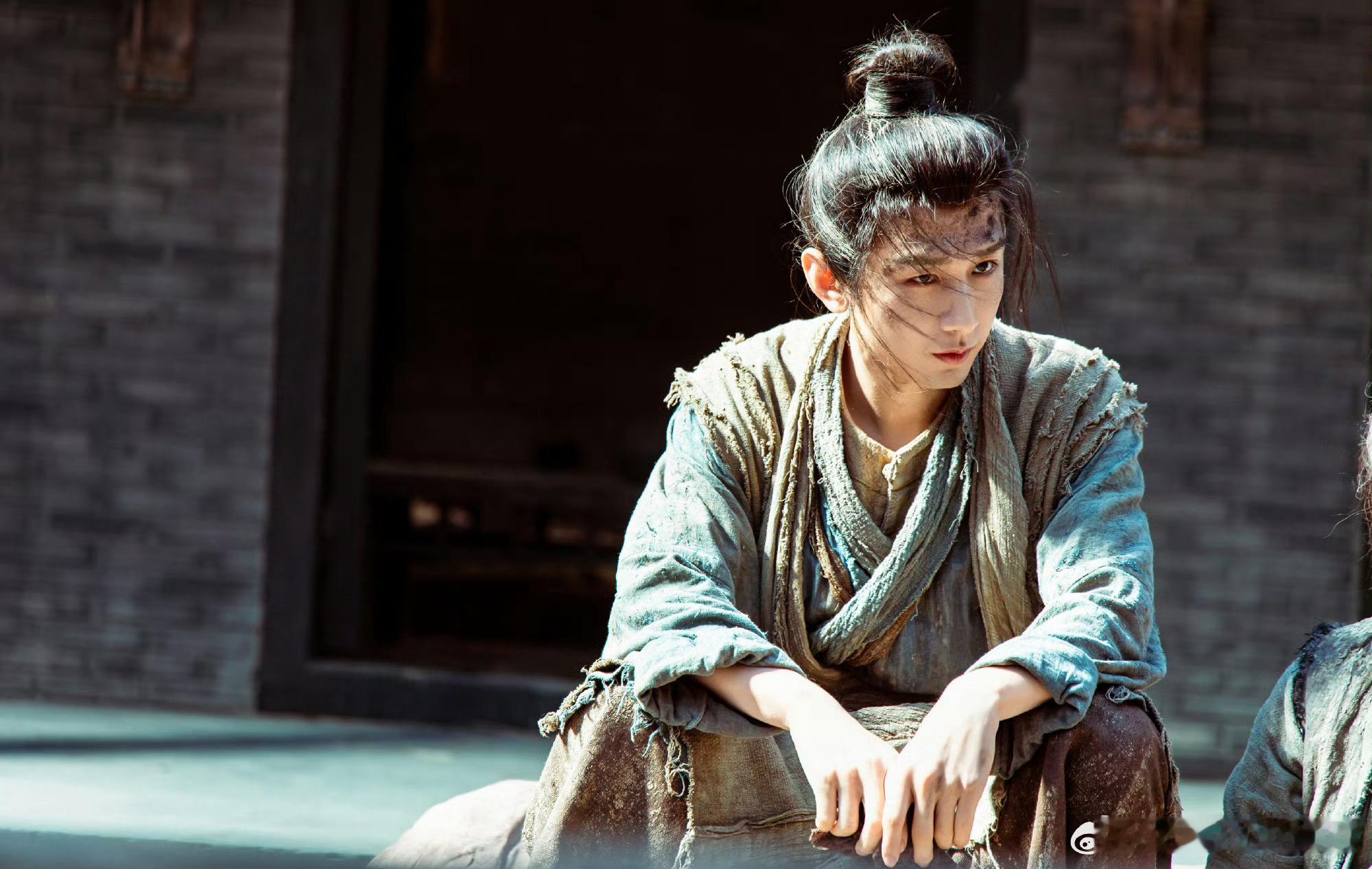 E成毅长安二十四计cy成毅谢淮安成毅，你是远方的风景，我是游走的旅人，我翻山越岭