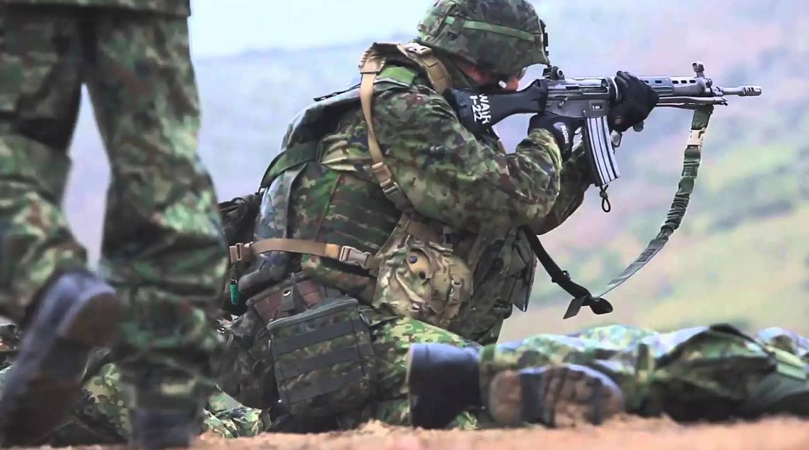 【日媒：枪击事件后日本陆上自卫队暂停全国范围内射击训练】据日本共同社报道，当地时