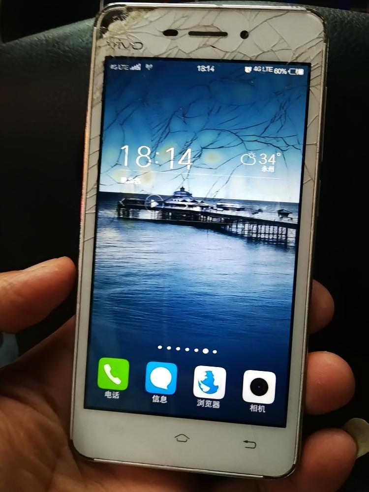 当所有厂商都在阉割耳机孔，为什么只有魅族让我边骂边掏钱？下期揭秘"MP3起家的叛