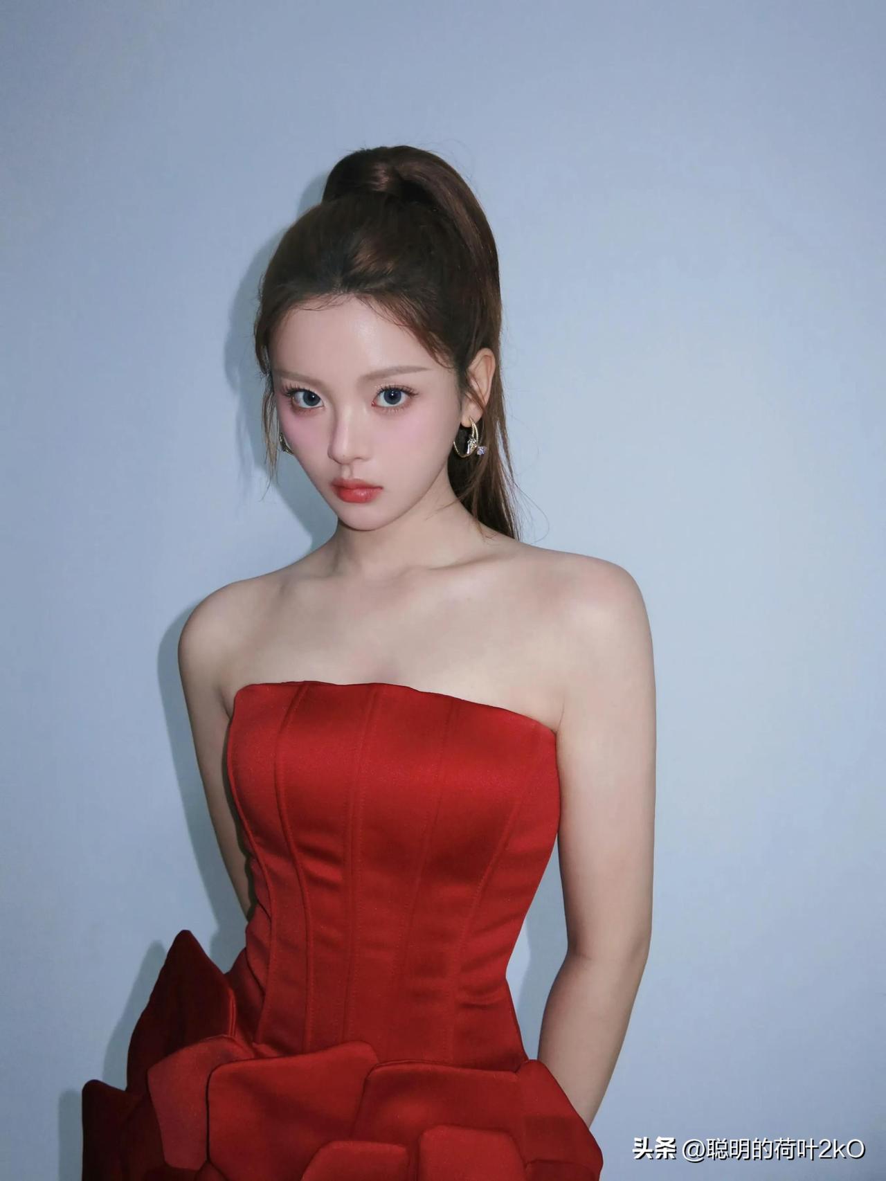 杨超越壁纸分享