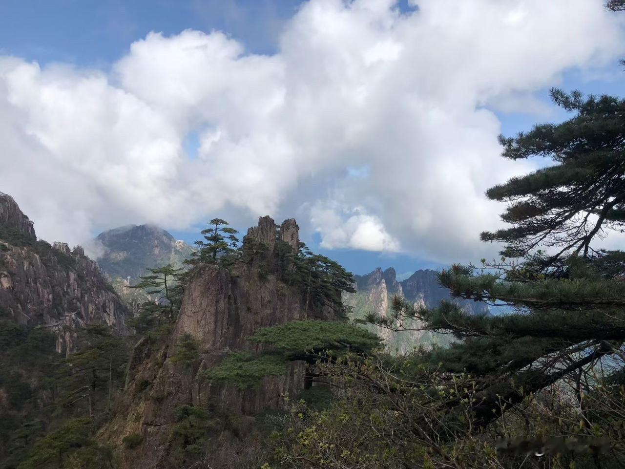 【小对联】
上：……？
下：暮春。