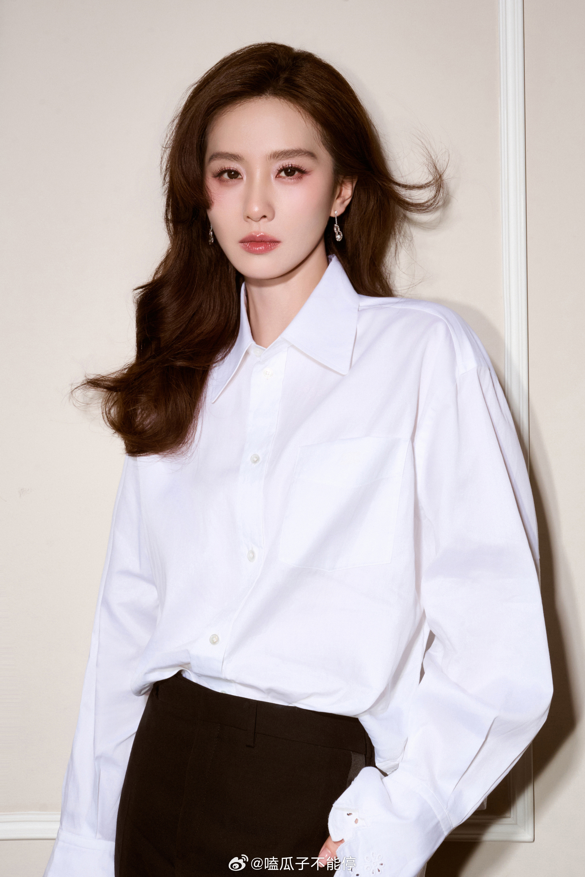 今天是体制内的大女主刘诗诗，漂亮又坚定