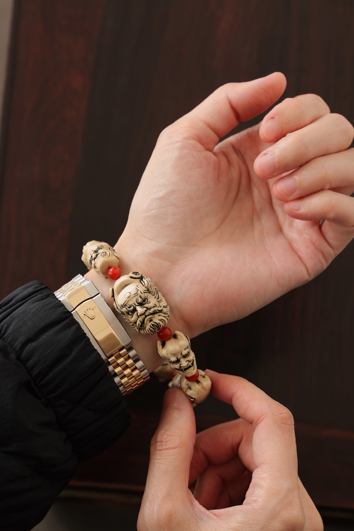 猛犸仿古 | 钟馗 手串雕刻韵味古朴，手感舒适，钟馗豹头环眼，铁面虬鬓，圆目怒张