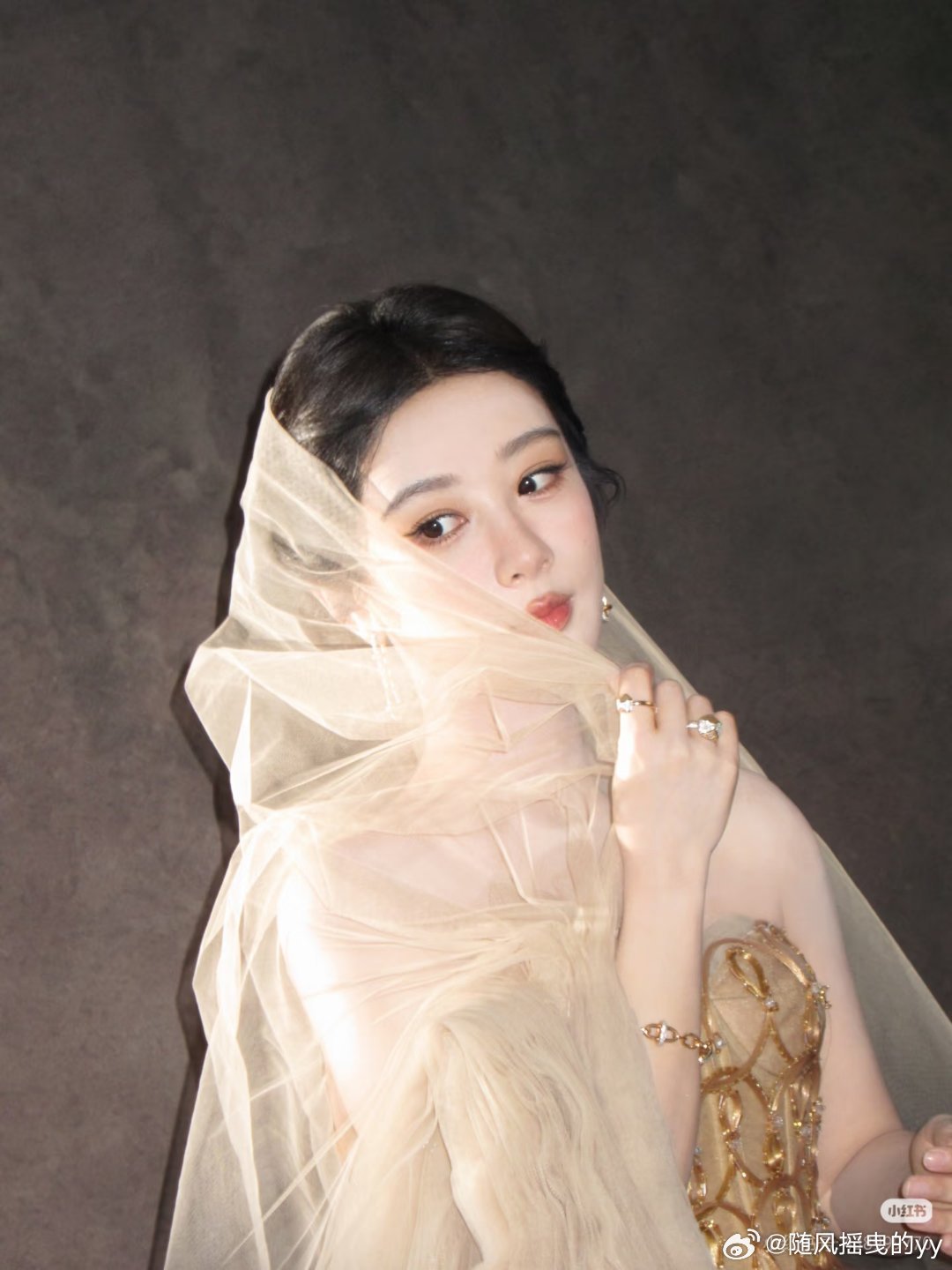 杨紫杨紫称为角色控制体重作为天生易胖体质，杨紫每一次调整身形从来不是迎合大众审美
