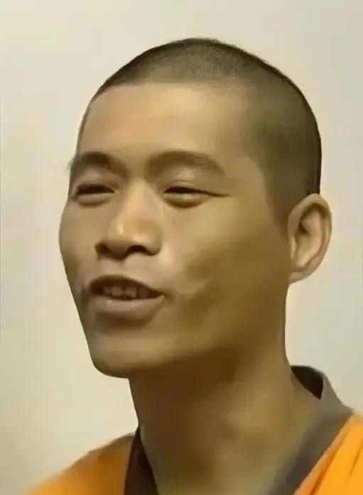 2005年，死刑犯张顺兴吃完“断头饭”，微笑着和母亲告别，然而就在临刑前最后一刻