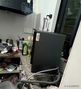 女子因“水太凉”花费1519元网购洗碗机后，丈夫嫌水电贵一怒之下把家砸了，女方：