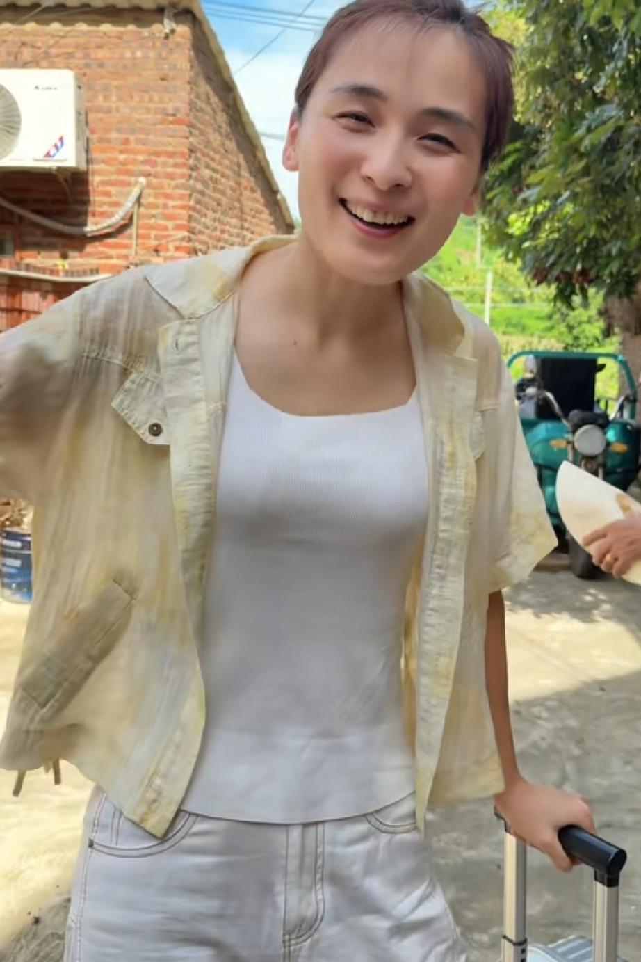 瑾汐去找厉怀远，这是无奈的选择，也是突破流言蜚语的最好选择。
      寡妇门