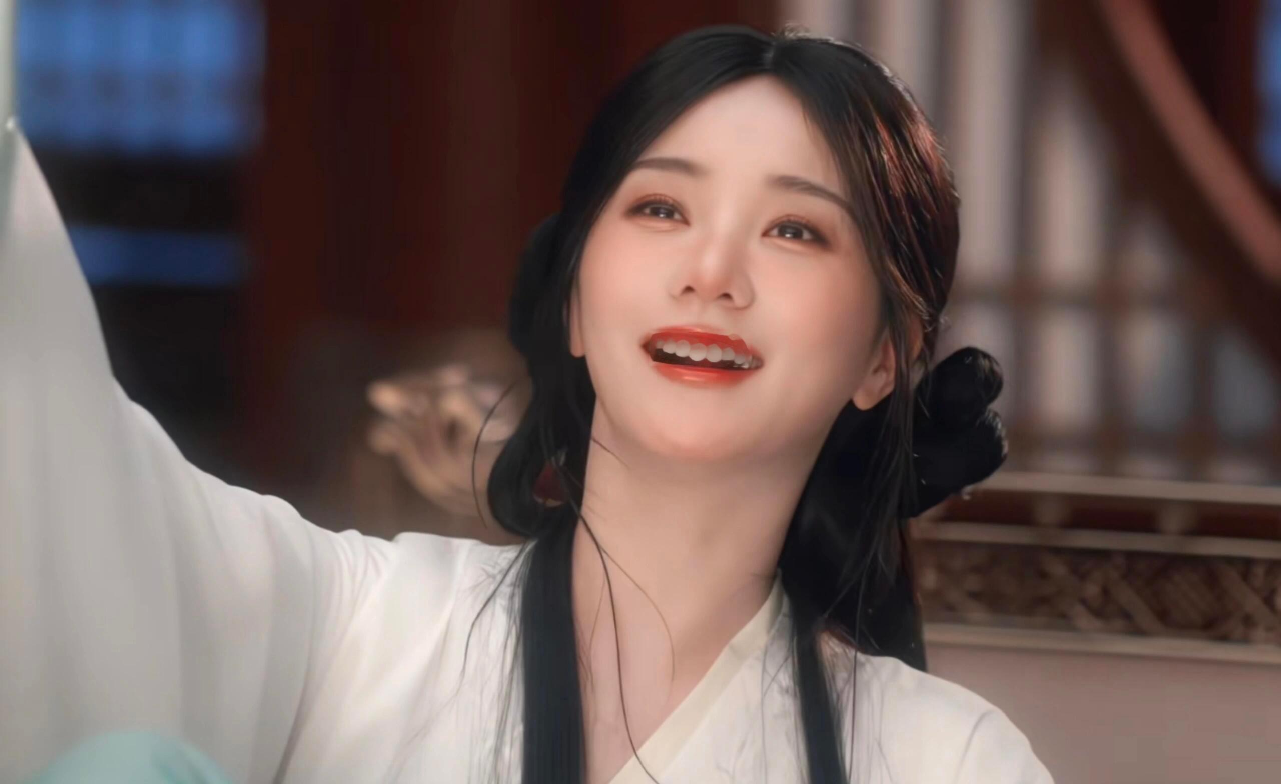 胡意旋有种天选古人的感觉她这是什么眼型？真的好精致好萌啊～ 