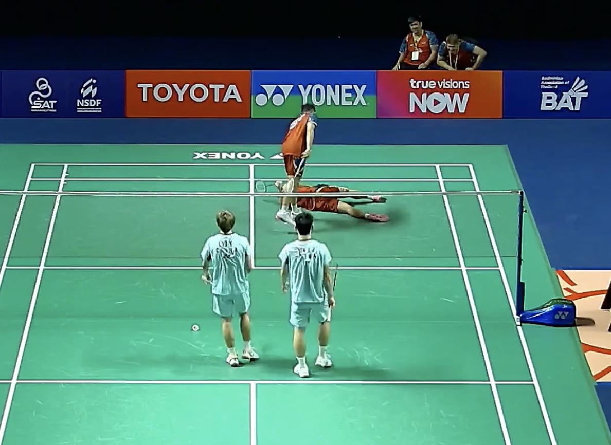 陈旭君/刘阳🇨🇳 21-16、19-21、16-21 🇹🇭查能蓬/通萨2