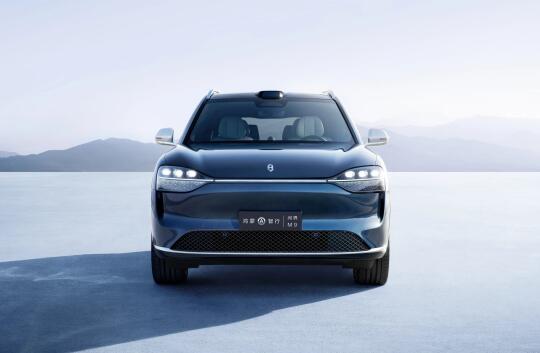 问界M9卖了一千个亿！