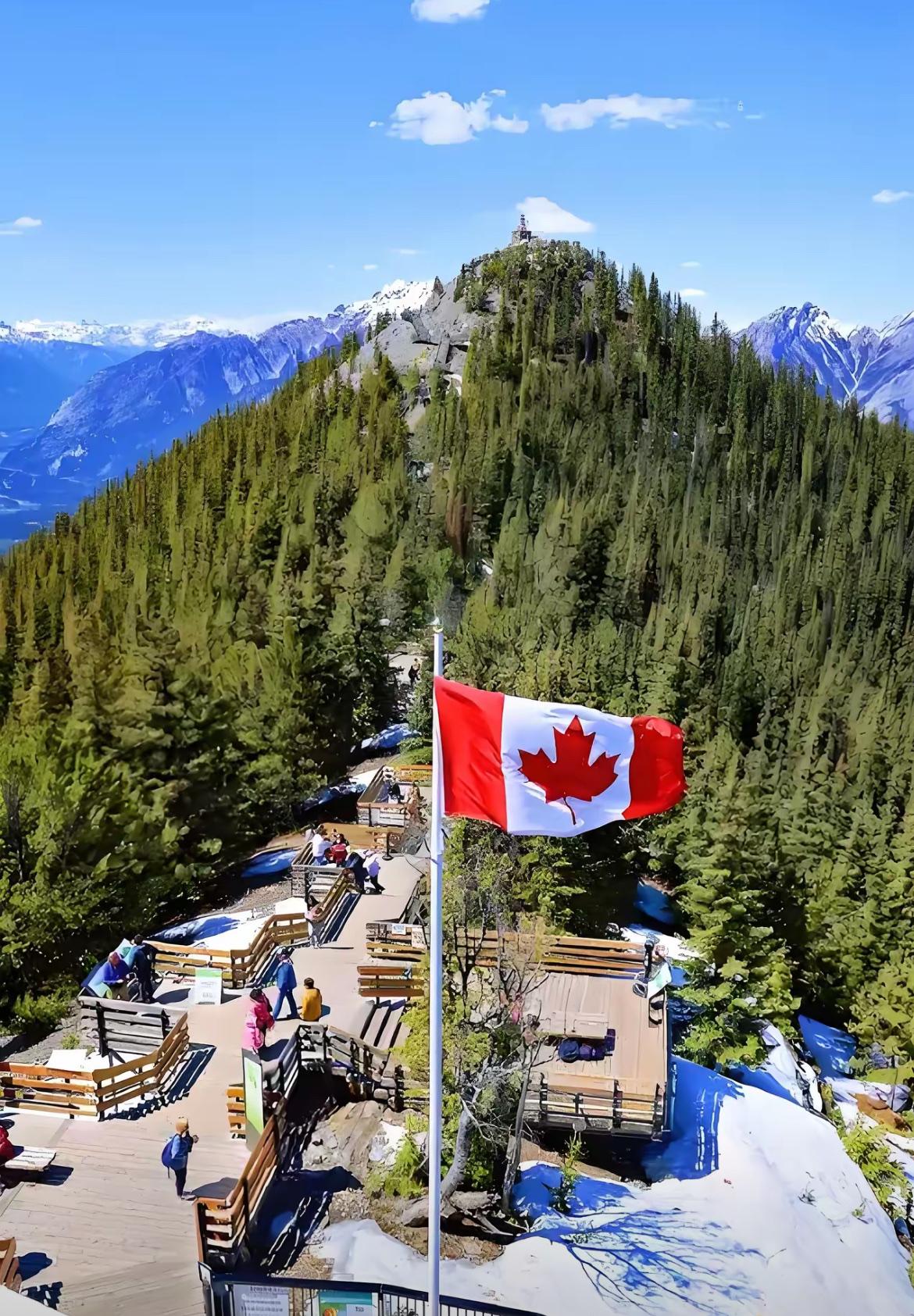 美国想强占格陵兰岛，英国不担心，法国也不担心，其实中俄也不担心，甚至丹麦也不是很