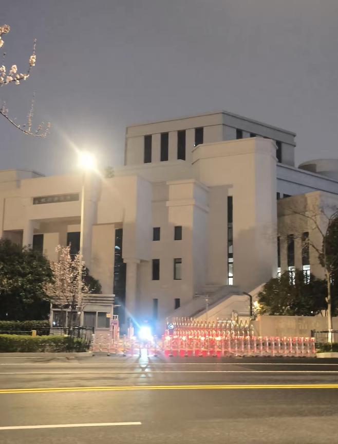 杭州洋葱顶改得好！任何宗教到了中国必须牢记：国法永远大于教规，如果本末倒置，那就