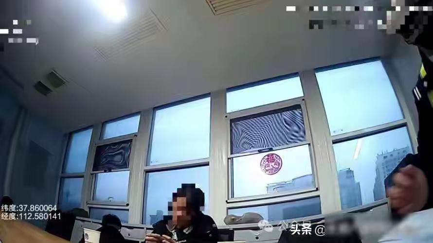 如何保护未成年人的健康成长？

三月初的春风尚带几分料峭，K865 次列车正沿着