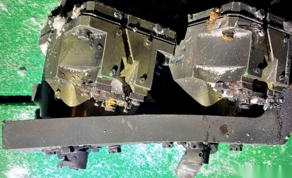 俄罗斯那枚号称时速13000公里的“榛树”导弹，刚落地就被乌克兰专家拆了个底朝天