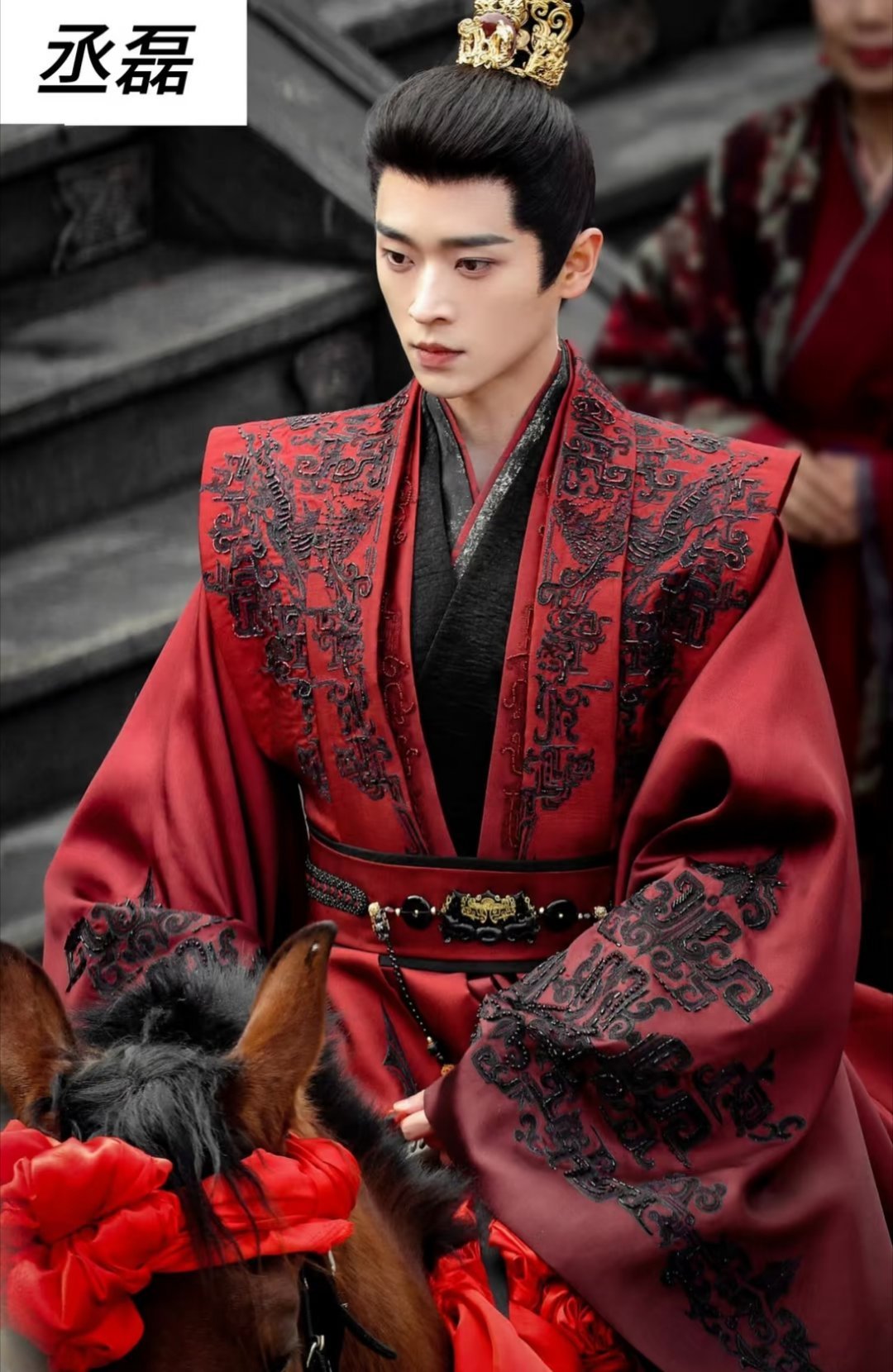 盘点最适合穿古装婚服的男明星：TOP9 陈鹤一TOP8 敖瑞鹏TOP7 王鹤棣T
