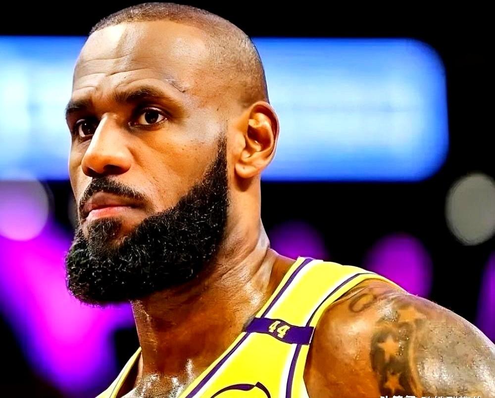 湖人这双核，真把快攻玩明白了！

41岁的詹姆斯，快攻扣篮联盟第一，场均快攻得分