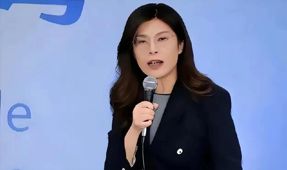 郑丽文回台，赖清德办公室提要求，侯友宜表态，“国民党独一份”
日前，国民党主席郑