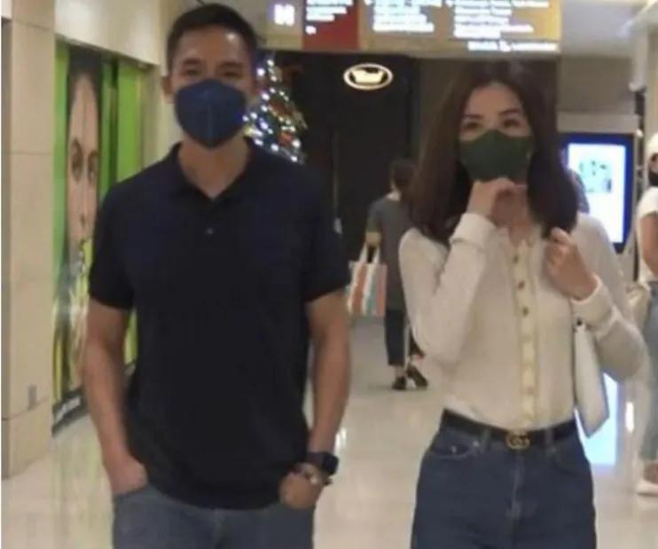 阿Sa与香港的富二代们关系密切，其中包括吴千语和她的男友施伯雄，以及马天佑和霍启