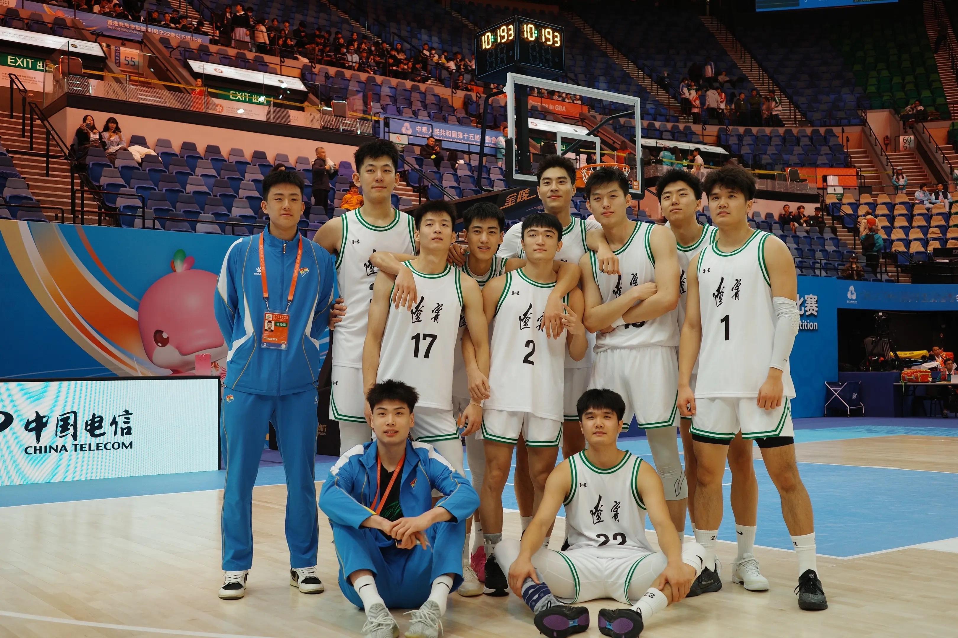 孙祥翔更新“未完…待续… 非常荣幸能够再次代表自己的家乡参加全运会，一路上我们遇