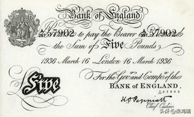 第二次世界大战期间，纳粹德国在不列颠空战中受挫，无法通过轰炸让英国屈服。

于是