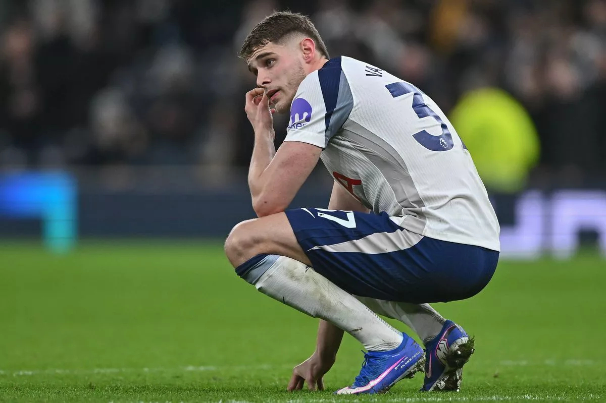 赛前发布会｜范德文弗兰克：“他对我们来说非常重要，Micky 现在是热刺的球员，