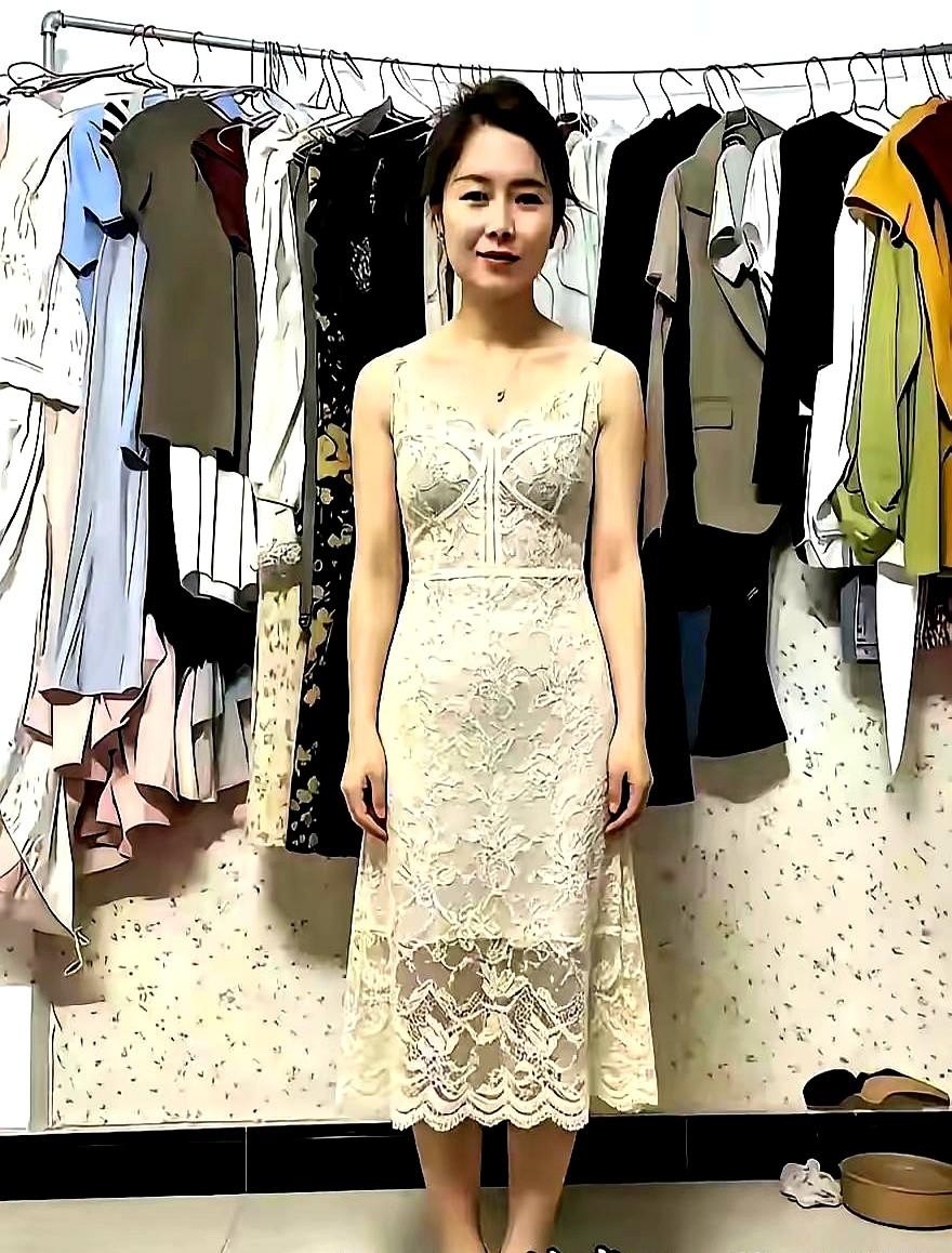 大家应该体谅这位母亲，
她为了给孩子争取邻居班主任的一对一辅导资源，天天想尽办法