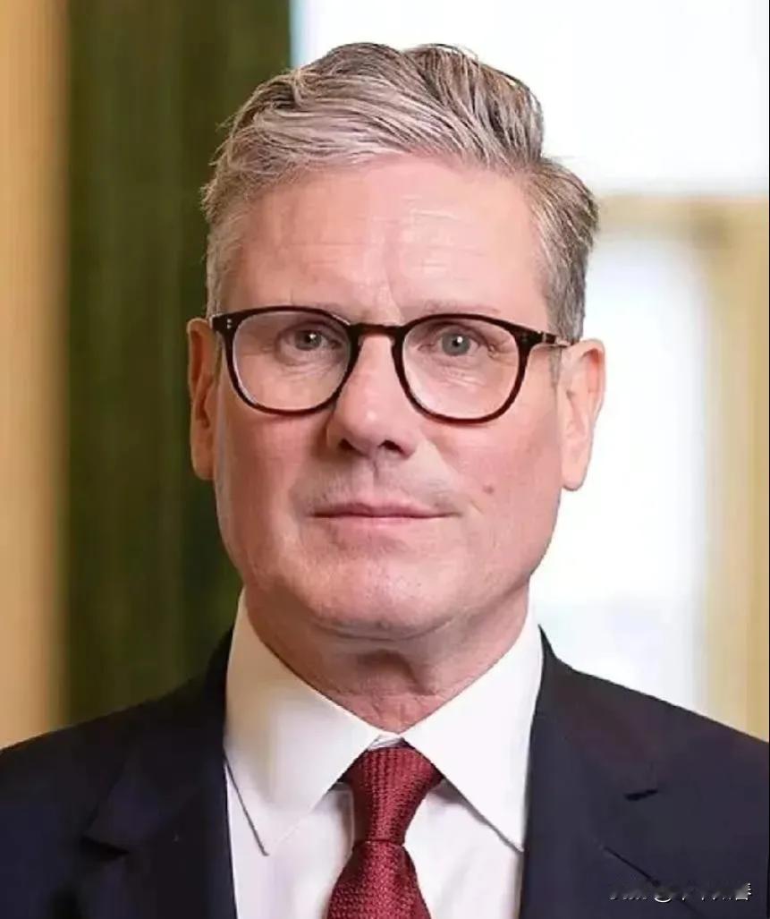 英国最新消息！
4月20日，国际舞台爆出重要消息！据最新披露，由于中东战火蔓延导