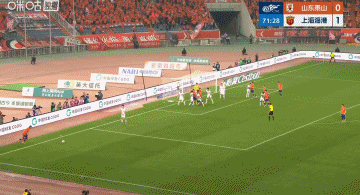 克雷桑定位球直接破门！ 