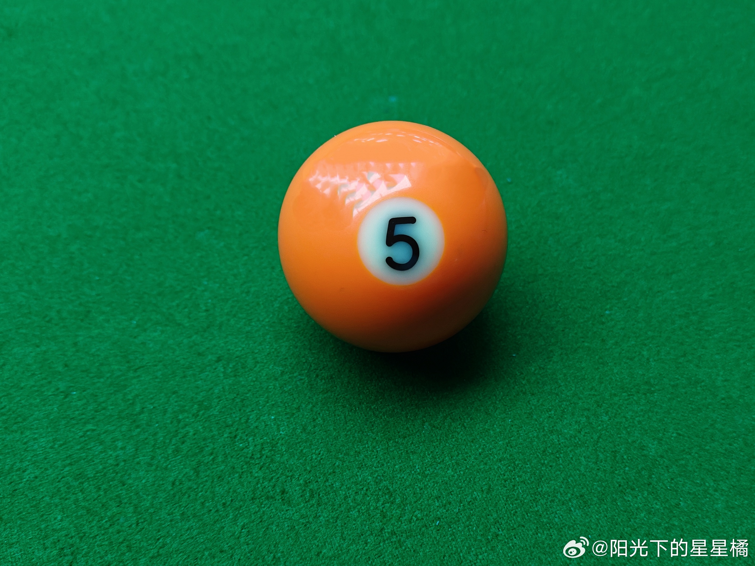 别人打球，我来摆球