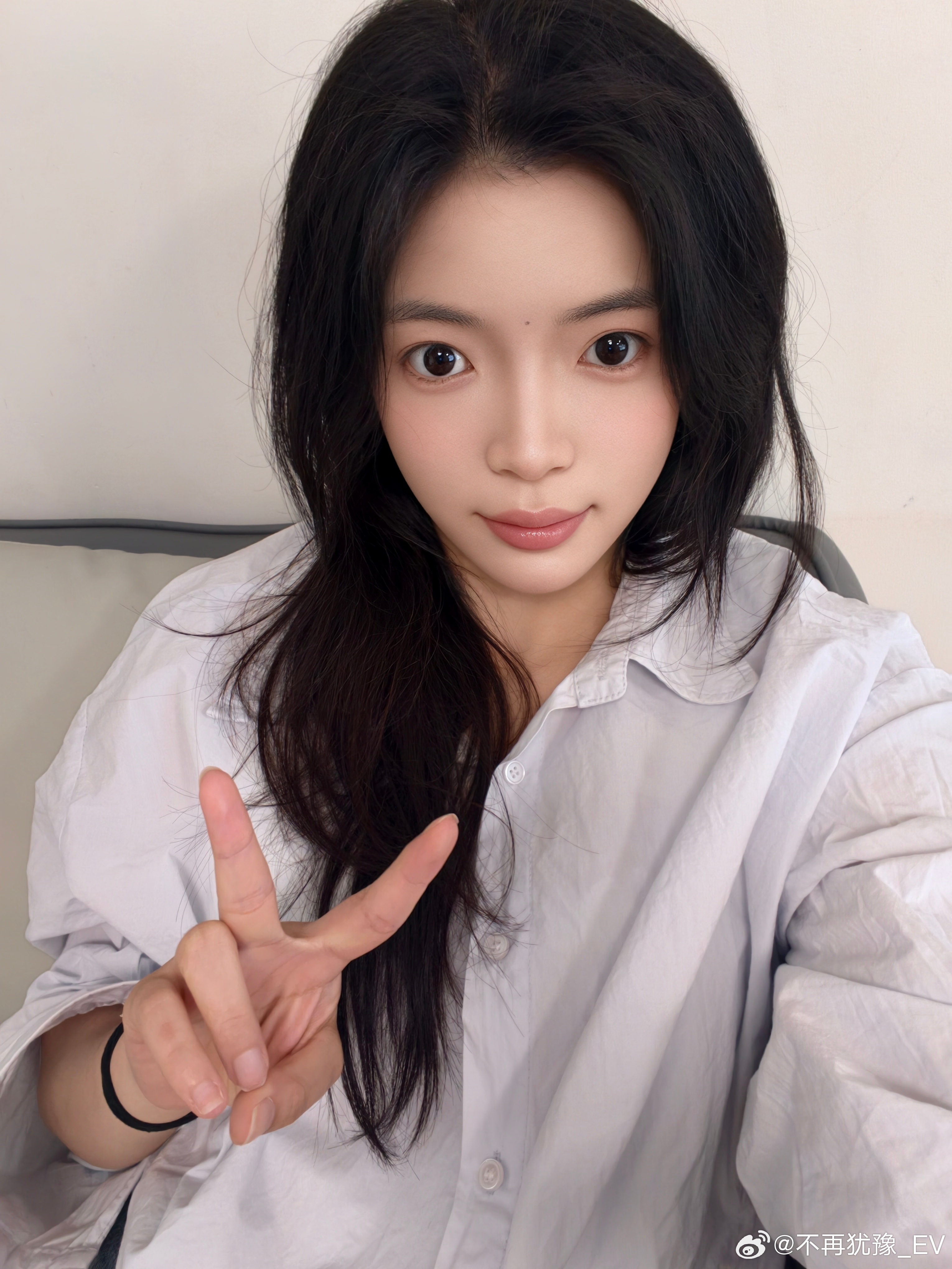 上班累了歇会儿扒几个核桃、啃点麻花稍微放空一下才有精力继续干活