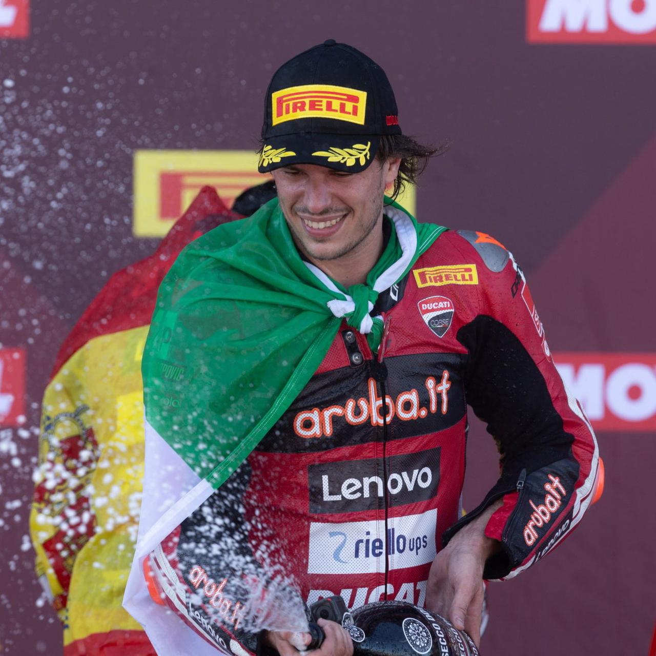 WSBK意大利站：9个杆位之后，Bulega还能追Ben Spies的纪录？
B