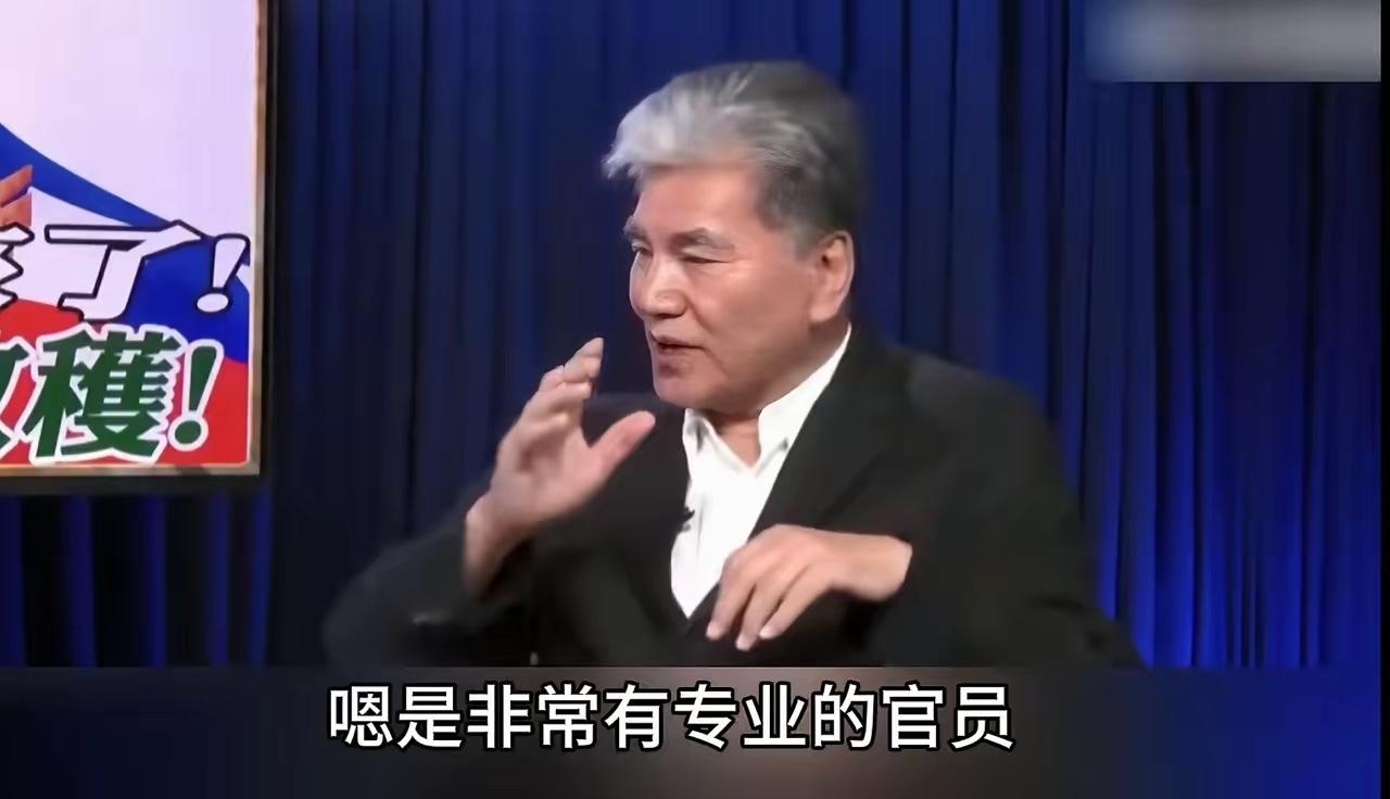 访陆回岛的台湾学者李鸿源，在分享见闻时抛出一句震撼话语：亲身见识过大陆的科技实力