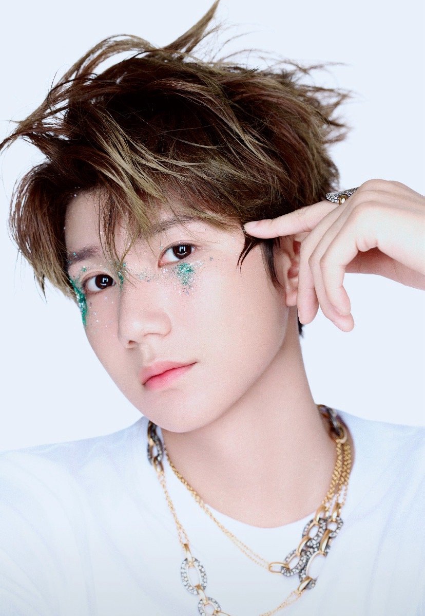 等了这么久终于官宣啦，王源2026宇宙超级无敌大大狂欢巡演正式开启，全新升级的舞