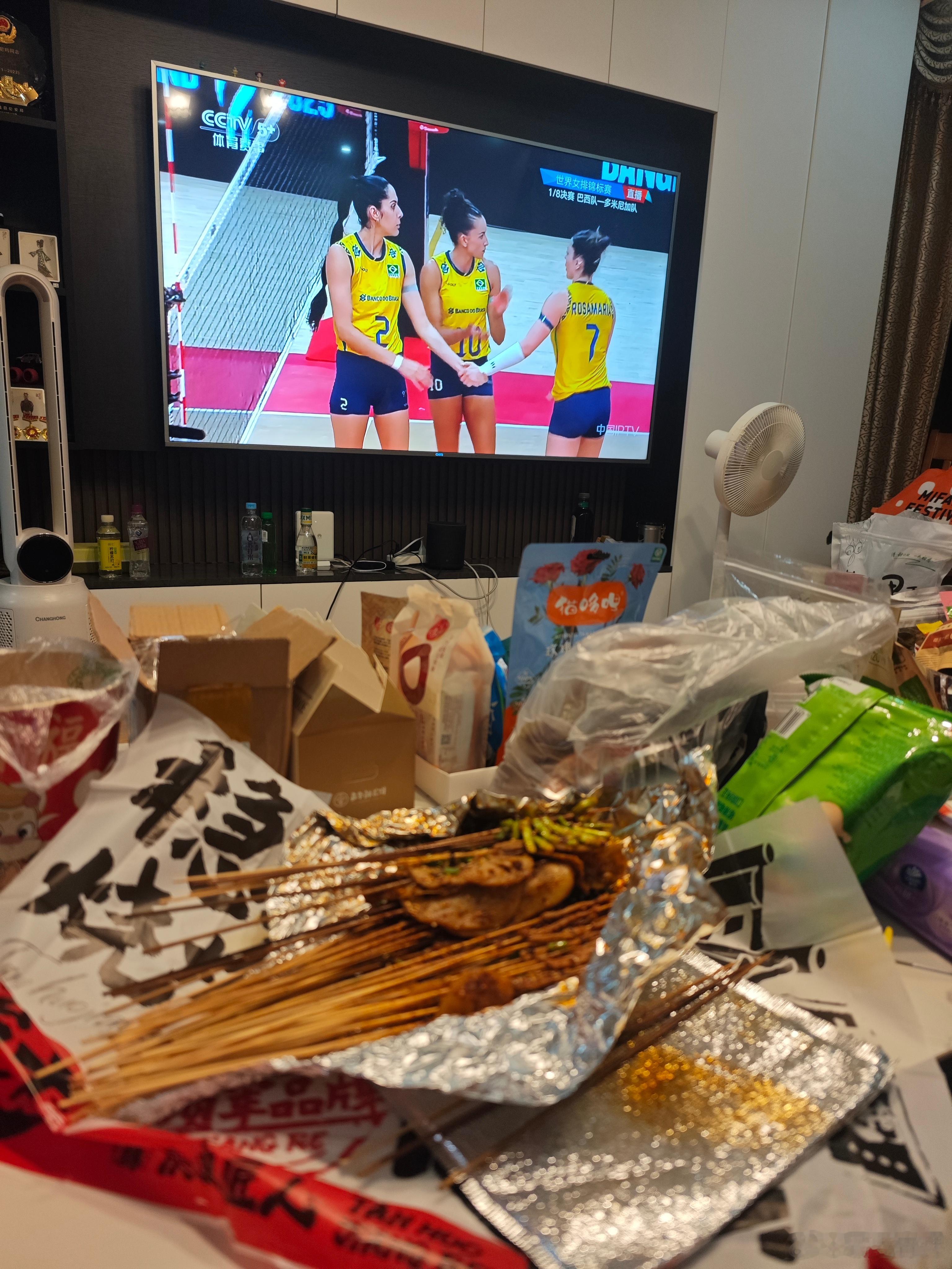 饿着肚子在路上看完我瓜现在还是要吃好看第二场 ​​​