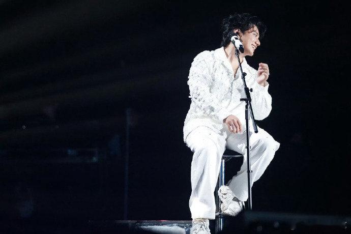 巡演第三十站长春站圆满！海来阿木用心感受长春，歌声超戳人 