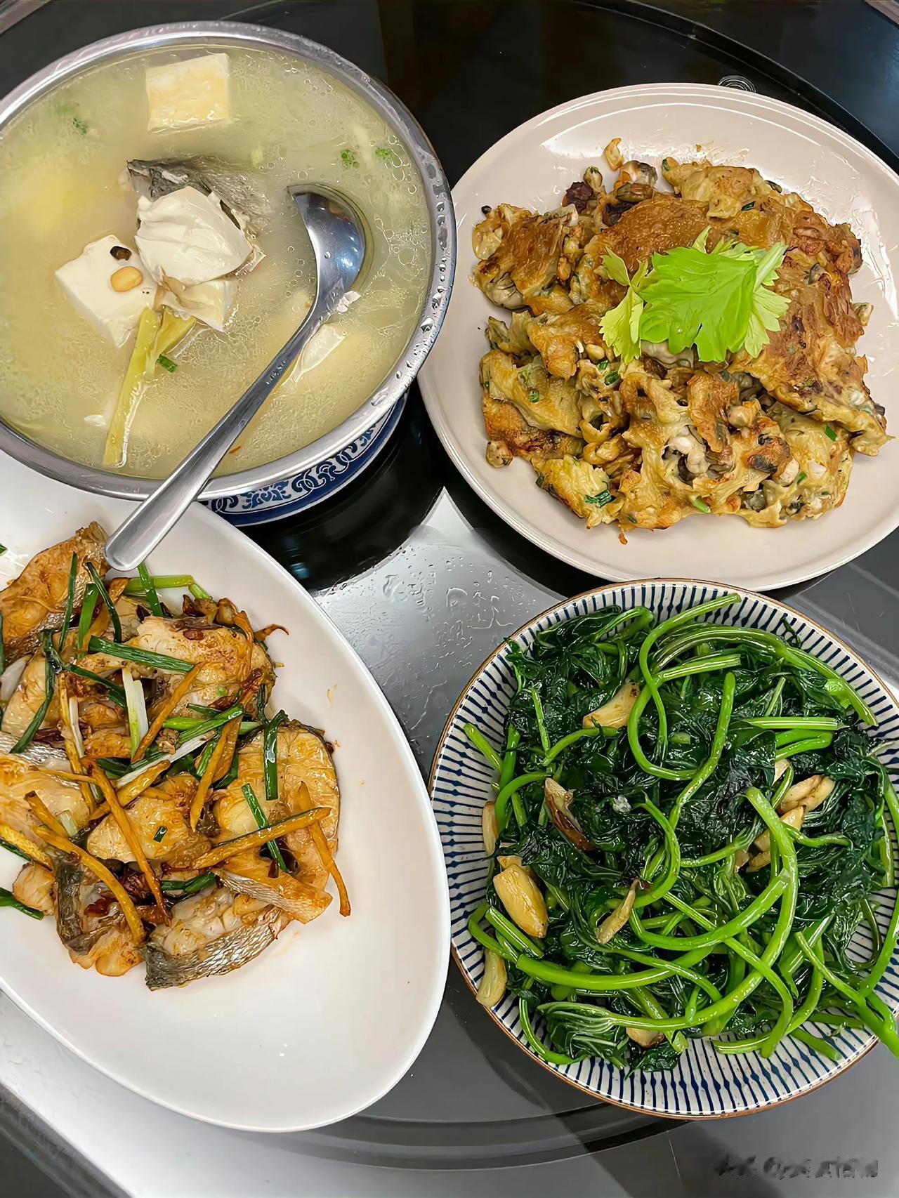生活有时候是平平淡淡的。我们经常过着日常的生活，处理日常的事务，没有太多的变化或