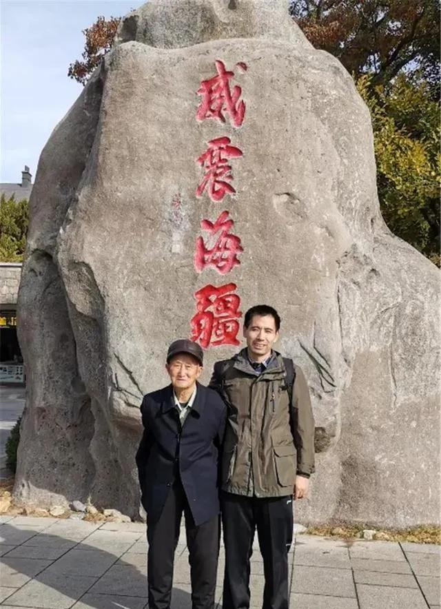 1979年，内蒙古一男子惨遭巨变：2个儿子相继去世，妻子另嫁他人。

万念俱