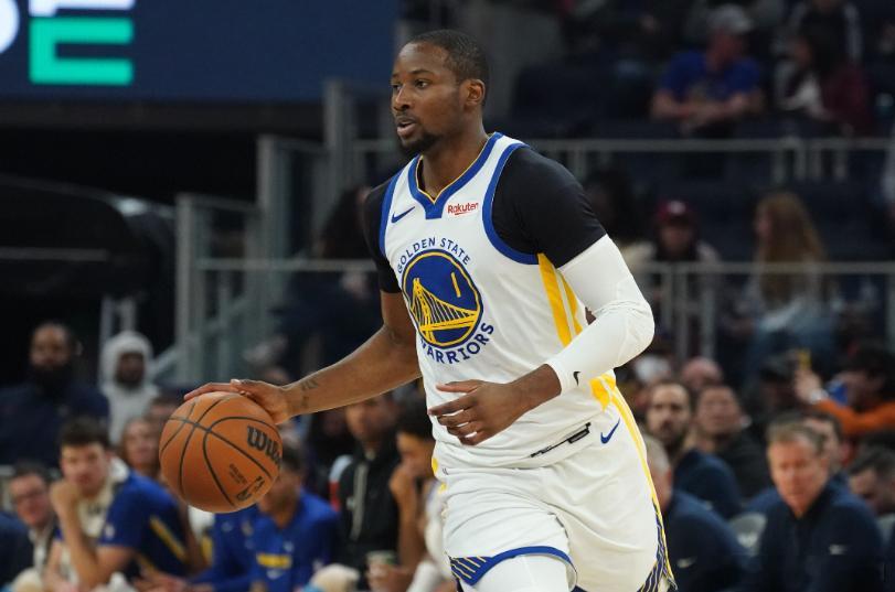 今日勇士随队记者Anthony Slater在节目中谈到了库明加伤情。Slate