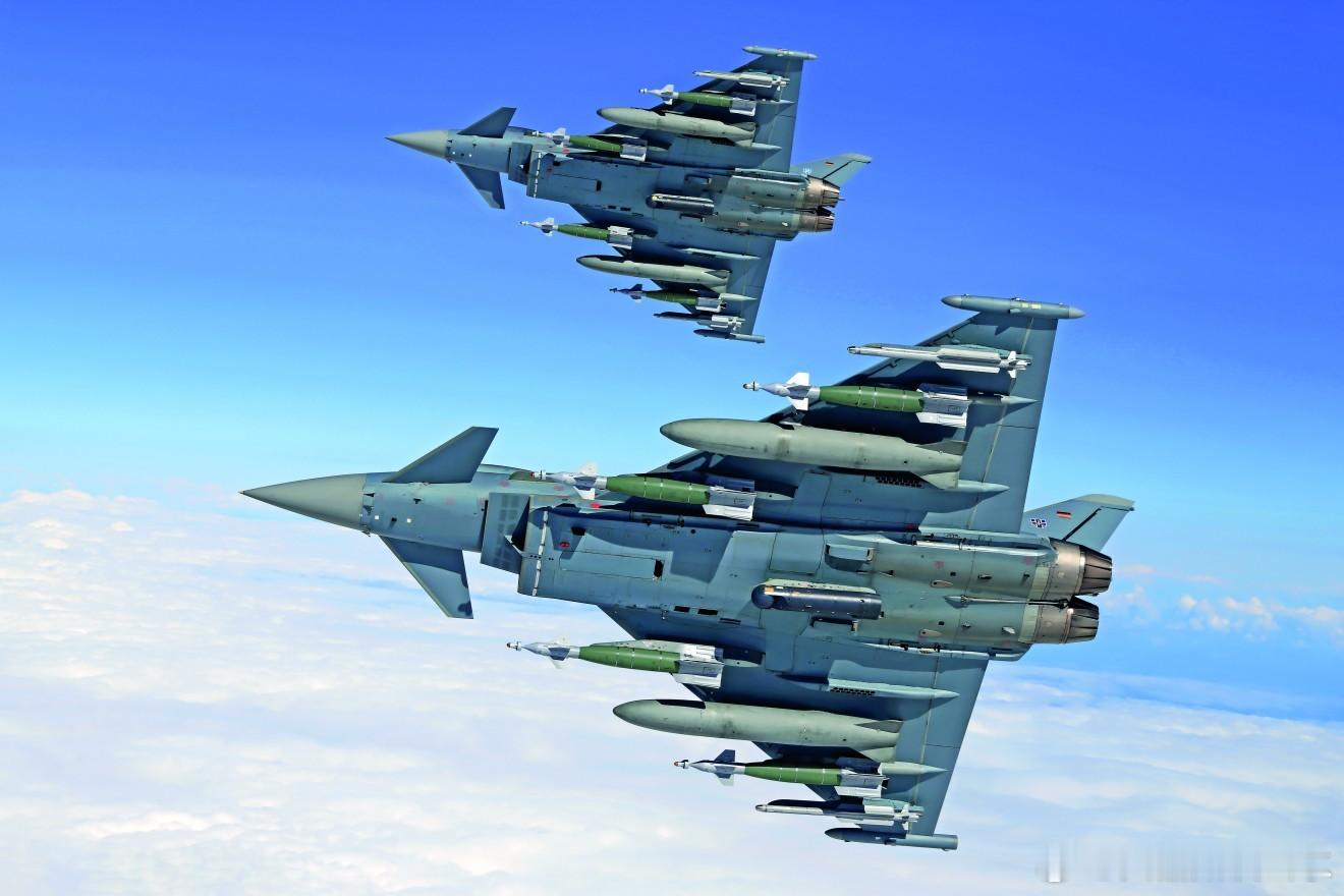 【兵器欣赏：露底照   满满当当的德国 “台风”战斗机】烽火问鼎计划 ​​​