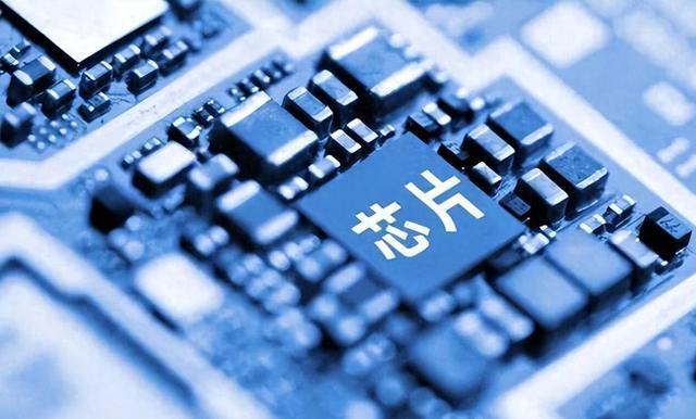 【爆了！中国芯片出口暴涨72.6%】 

今年前两月，我国集成电路出口额达433