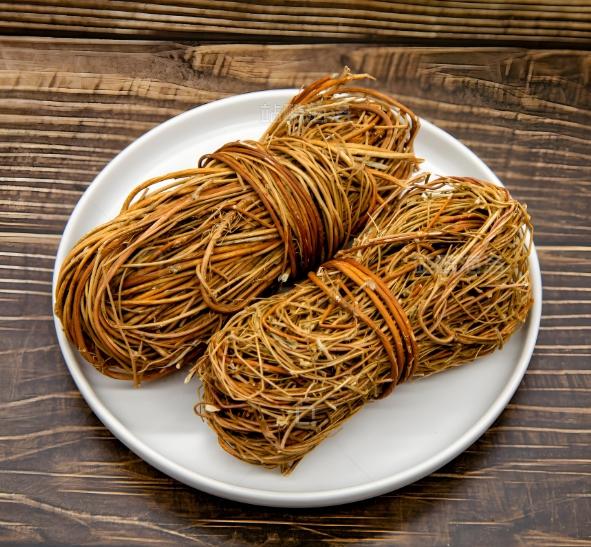 田间常见的“鸡骨草”，却是肝郁“解结方”！疏肝止痛、清热利湿，这样搭配肝不闷胸不