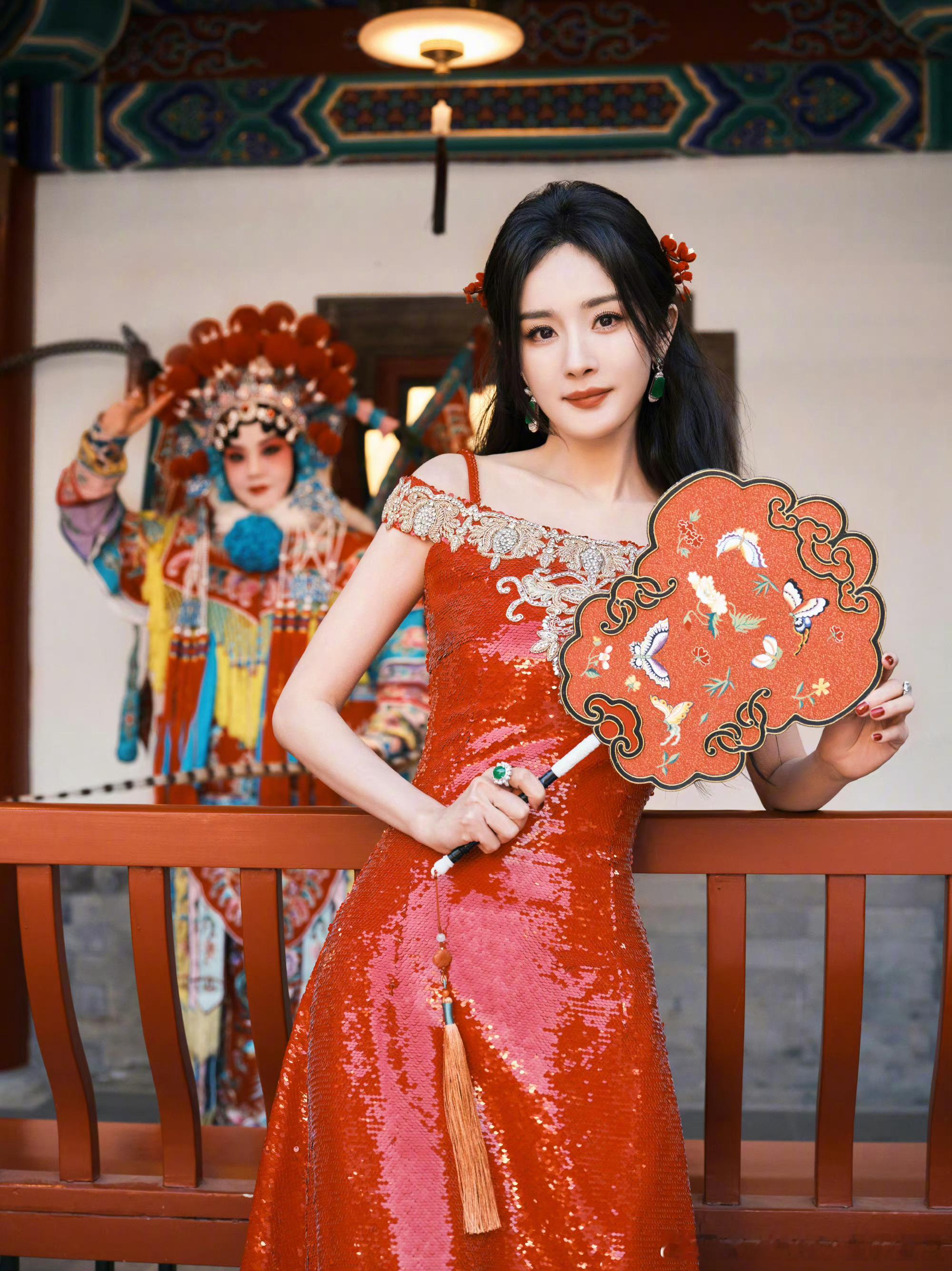 杨幂  🦊杨幂宝家洁品牌全球代言人 “我梦见我做了一个很长的梦，那串我曾以为永